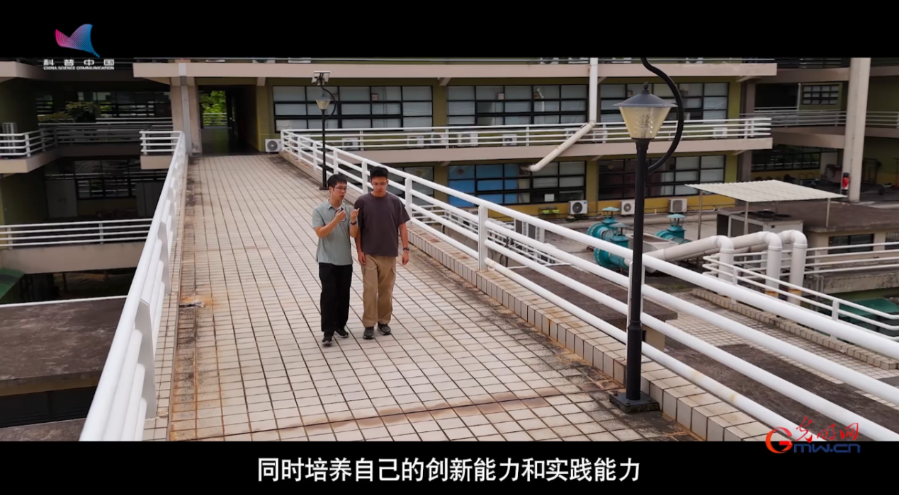 科学报国正当时|名字玄、门槛高?看量子信息科学如何重塑未来 科学报国正当时|名字玄、门槛高?看量子信息科学如何重塑未来